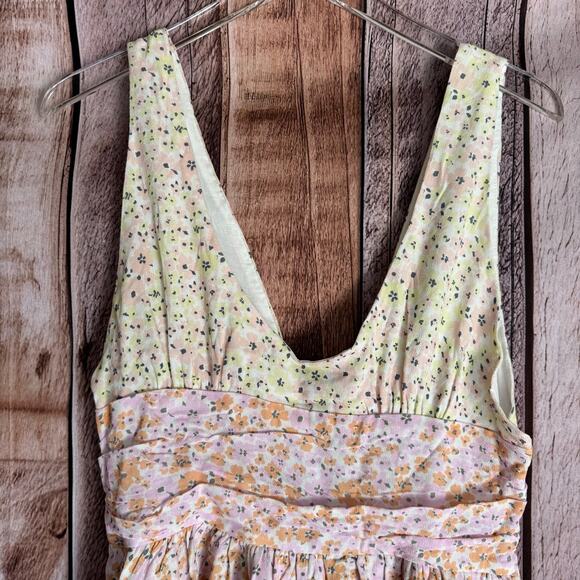 Princess Polly Hally Mini Dress Multi Floral Summer Party V-Neck NWT Size 8 - Picture 3 of 9